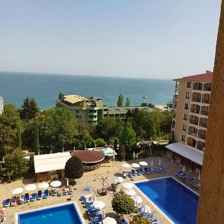 Апартамент Bendita Mare - Golden Sands